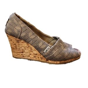 TOMS Chevron Woven Wedge Cork Sole Size 8